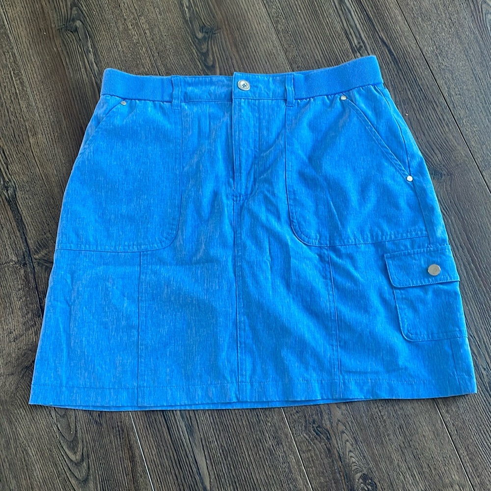 Croft and Barrow blue skort 8